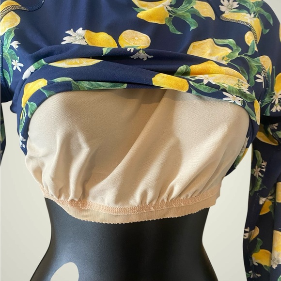Navy & Lemons Rash guard by WET swimwear | Designer swimwear | NWT size M - Picture 4 of 7